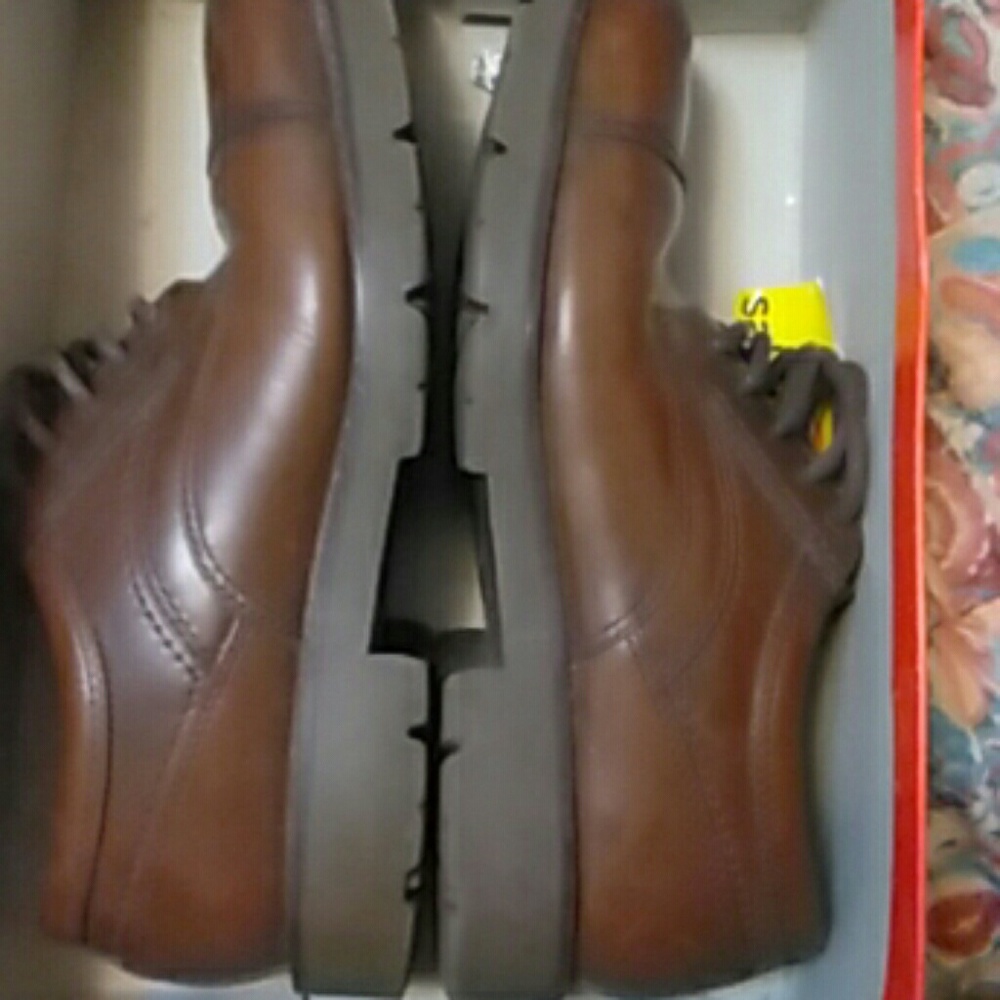 MEN SHOES